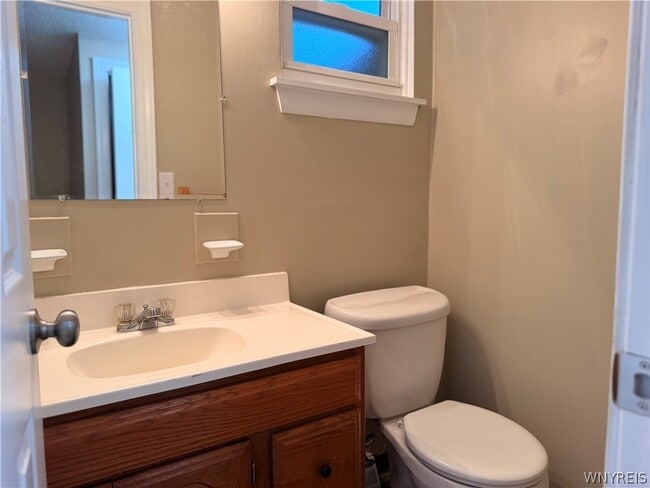 Building Photo - 4890 Bussendorfer Rd