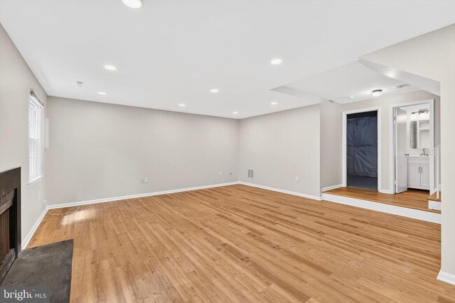 Building Photo - 7306 Eggar Woods Ln