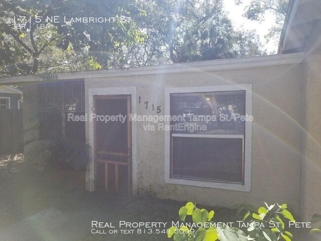 Building Photo - 1715 E Lambright St N