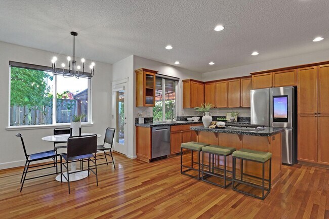 Building Photo - 13790 NW Payne Dr