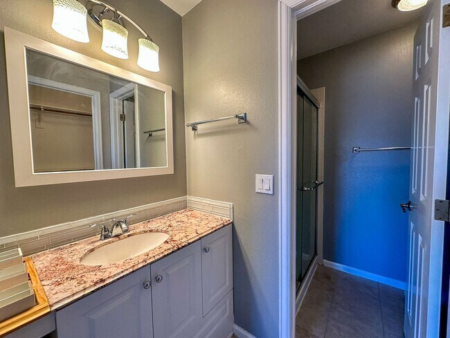 Building Photo - A perfect Highlands Ranch 4-bedroom home