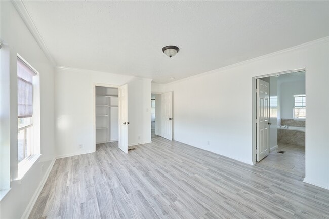 Building Photo - 928 Coen Rd