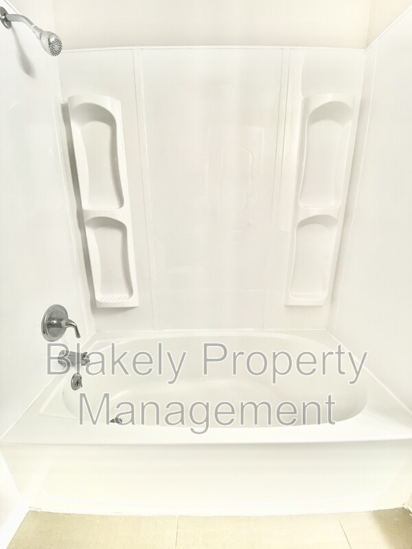 Building Photo - Quinella Ct, 5155