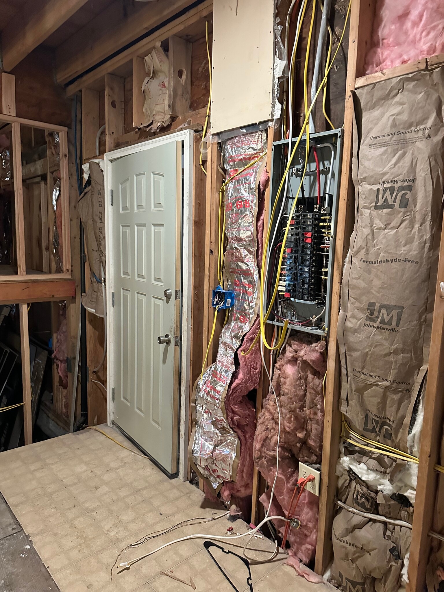 Building Photo - 63 Willow Cir