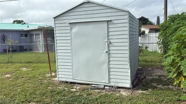 Building Photo - 121 Andros St