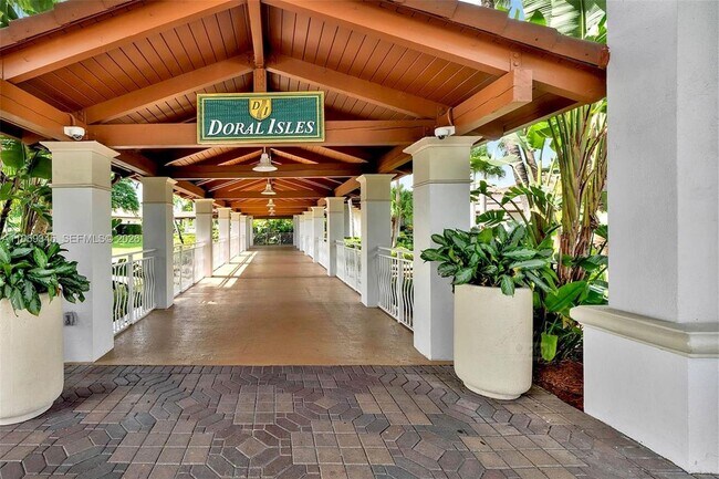 Building Photo - 10730 NW 66th St