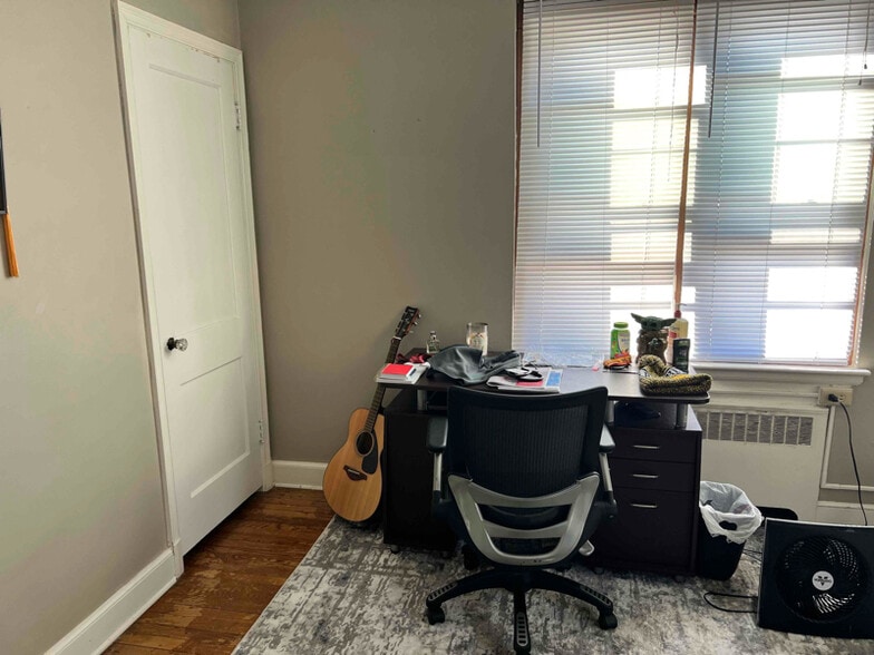 Building Photo - 340 Ellis Ave