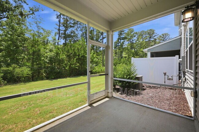 Building Photo - 260 Garden Vine Trl