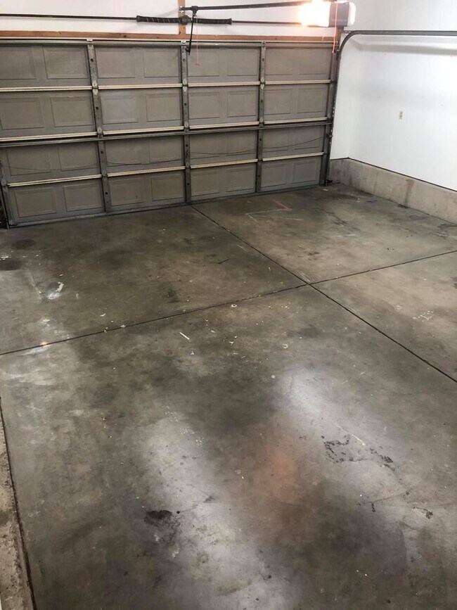 Building Photo - Bright 3 Bed, 2 Bath, Ranch-Style Home in South Fort Collins!