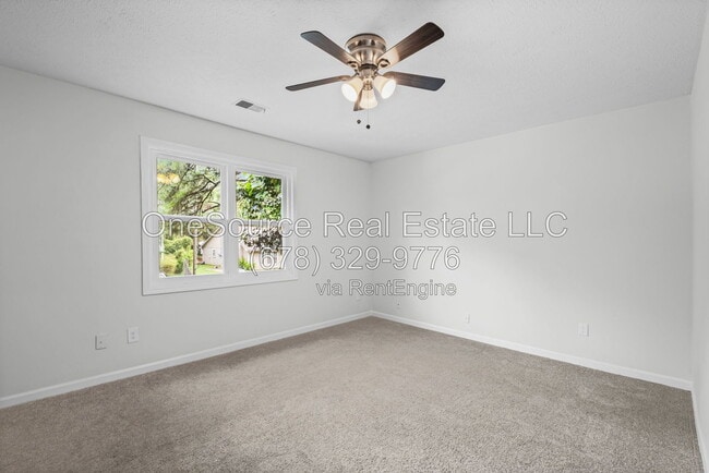 Building Photo - 2961 Lakemont Dr SW