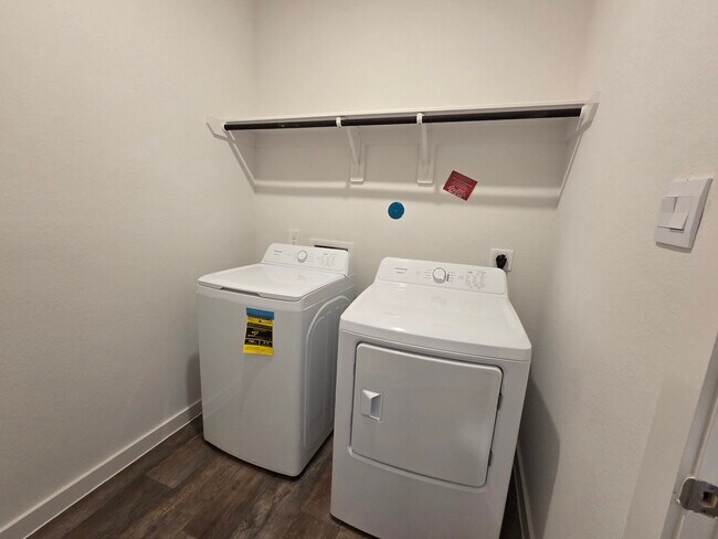 Building Photo - 1551 Cinque Terre Way