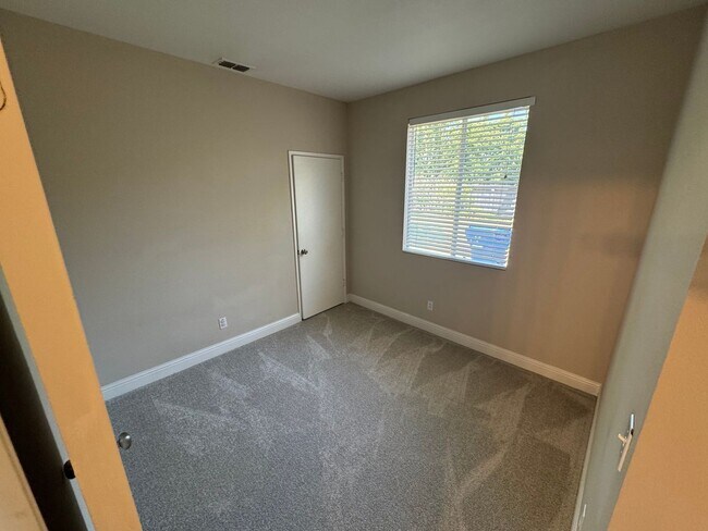 Building Photo - 2500 Babson Dr