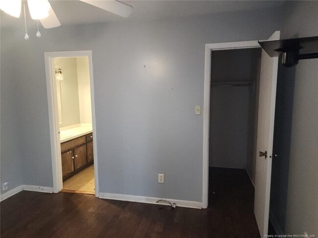 Building Photo - 105 Alexander Ln