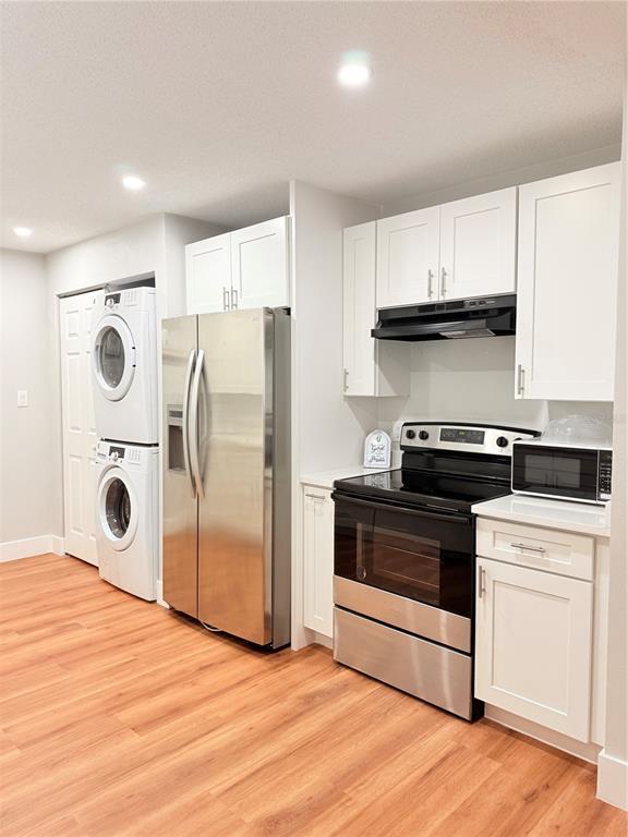 Building Photo - 2130 Redleaf Dr