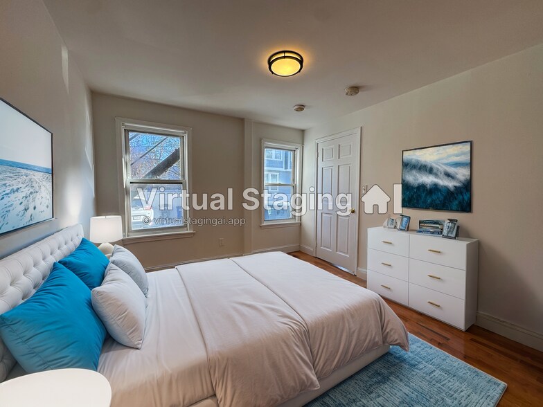 Building Photo - 205 D St