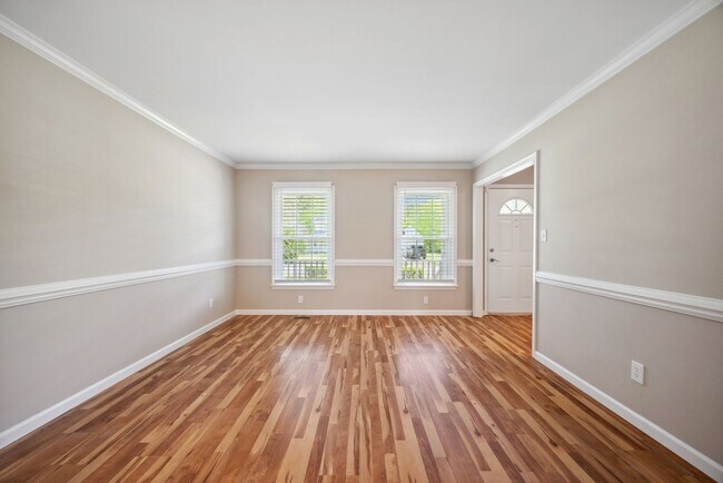 Building Photo - 304 Lynn's Way Yorktown VA 23962: Freshly Painted Updated Photos Coming !