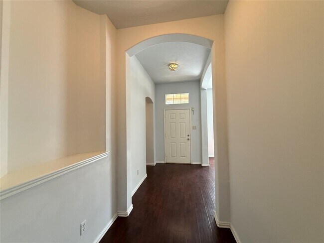 Building Photo - 21331 Riverside Ridge Ln