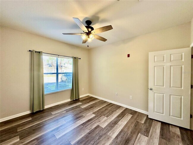 Building Photo - 4802 51st St W