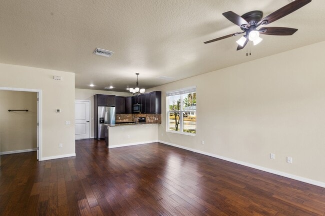 Building Photo - Beautiful House for Lease in Casselberry