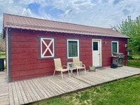 Building Photo - 2 N 3145 E