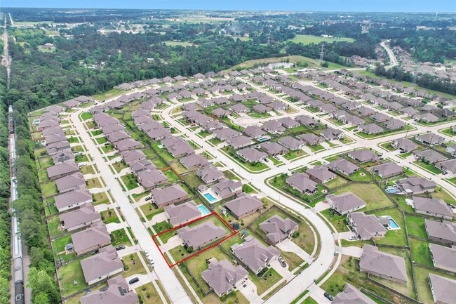 Building Photo - 31411 Raleigh Creek Dr