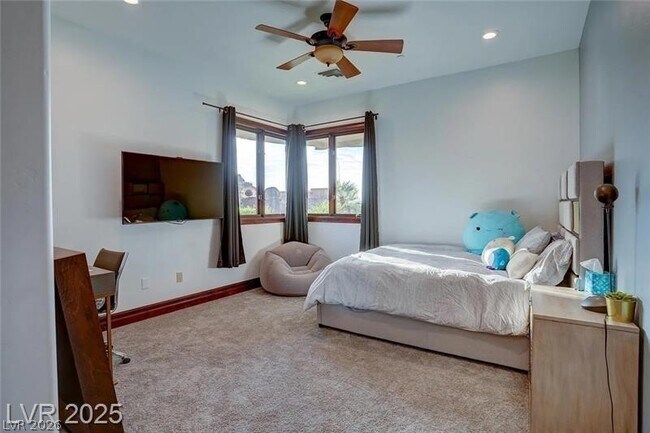 Building Photo - 1608 Liege Dr