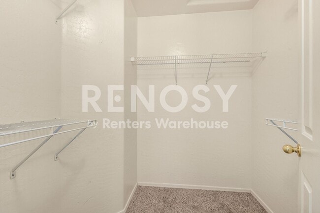 Building Photo - Ideal 3 Br 2 Ba 2 Cg Home Near Loop 303 & Greenway in Surprise!