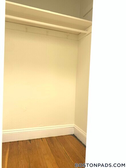 Building Photo - 1167 Boylston St