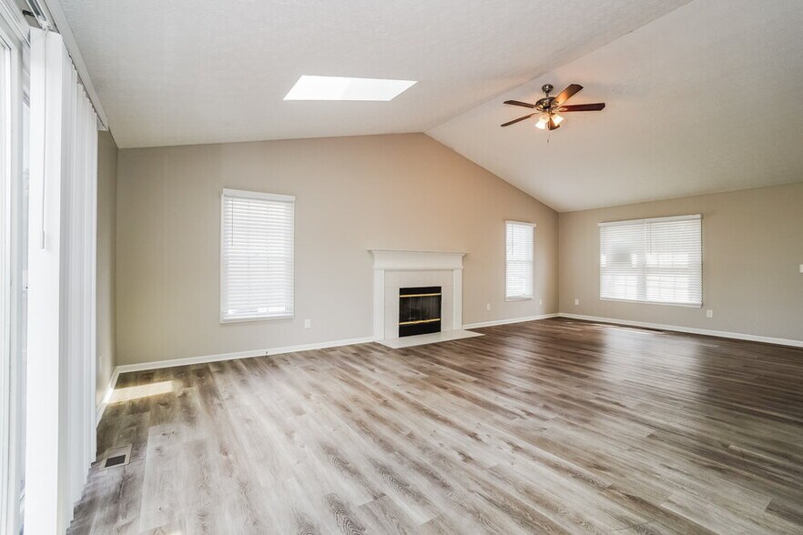 Building Photo - 5121 Tyler Henry Dr
