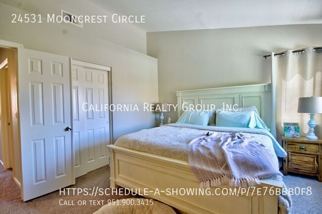 Building Photo - 24531 Mooncrest Cir