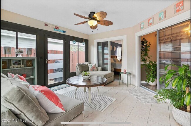 Building Photo - Beautiful 3/2 in Desirable John's Creek