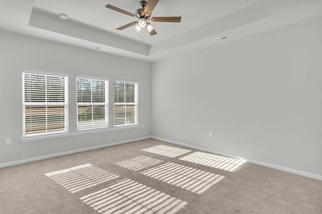 Building Photo - Perfect family home in Ocean Isle Beach