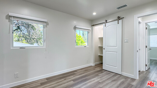 Building Photo - 2749 Griffith Park Blvd