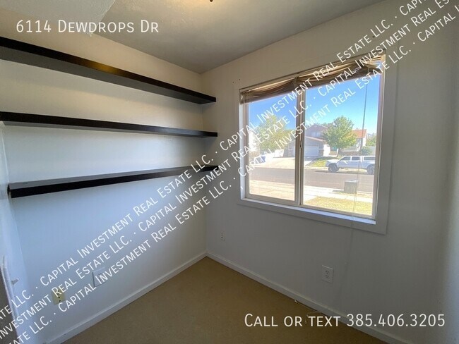 Building Photo - 6114 Dewdrops Dr