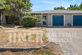 Building Photo - 4812 Robert Frost Way