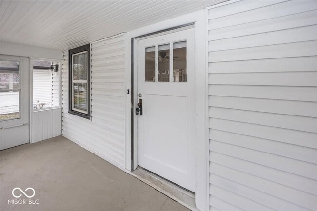 Building Photo - 6144 Winthrop Ave