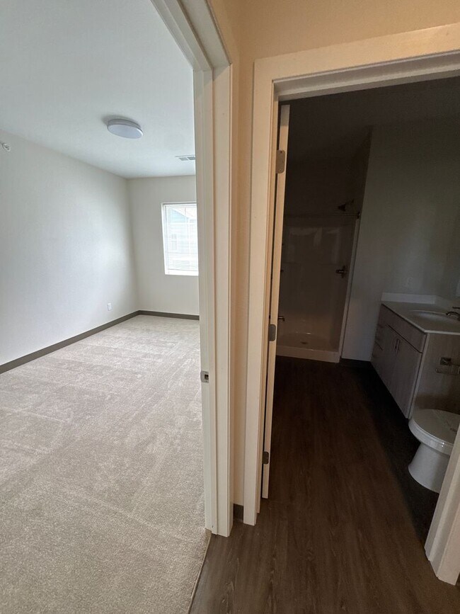 Building Photo - 4Bed 2Bath -Windom Landing Under New Management