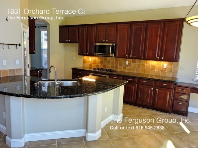 Building Photo - 1831 Orchard Terrace Ct