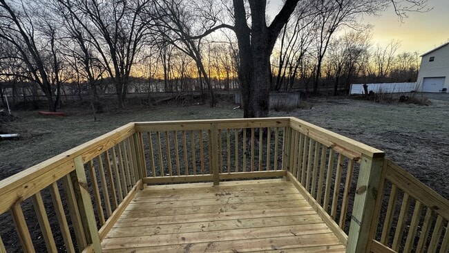 Building Photo - 126 Connector Rd