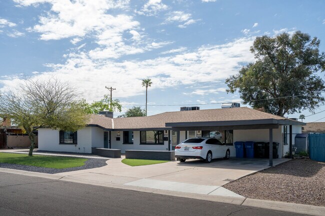 Building Photo - Hubbell