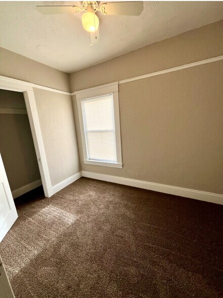 Bedroom w/ Wide Closet Space - 603 E 109th St