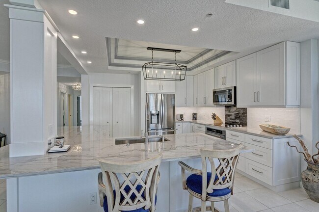 Building Photo - 221 Ocean Grande Blvd