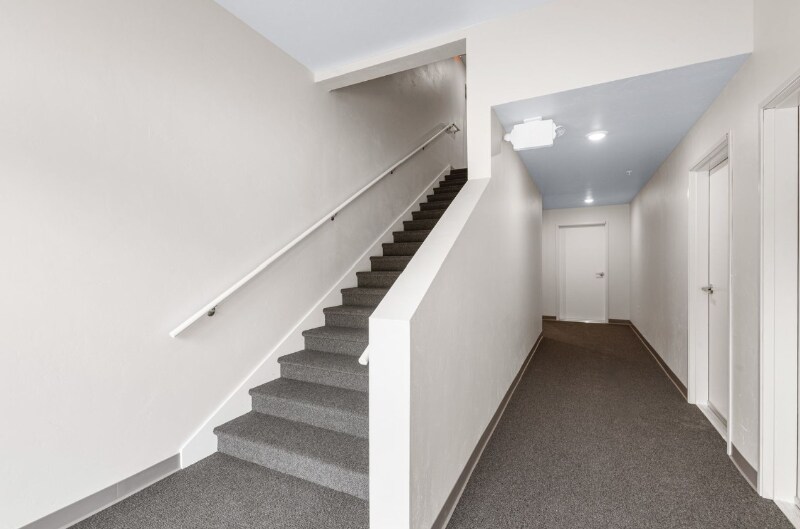 Building Photo - 352 Deschane Ave