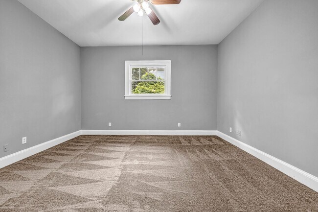 Building Photo - SPACIOUS 6 BEDS | 3 BATHS - DOWNTOWN ATLANTA - ATLANTA HOUSING VOUCHERS ACCEPTED