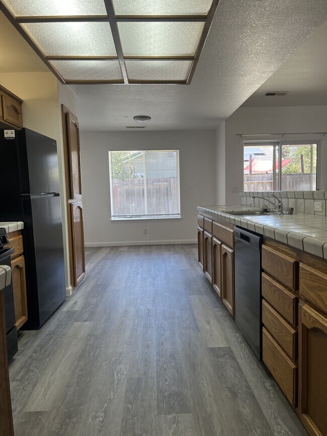 Building Photo - 1579 Spyglass Dr