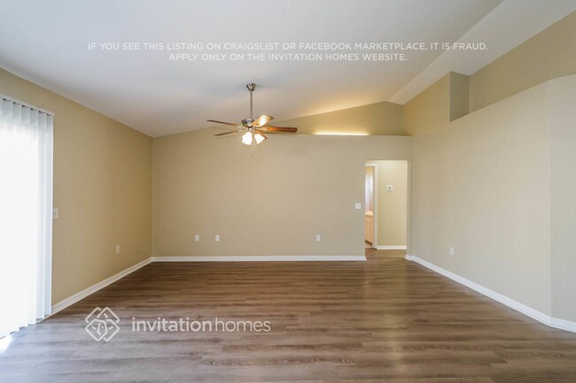 Building Photo - 3011 Thoroughbred Loop S