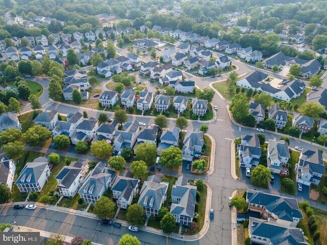 Building Photo - 8362 Gaither St