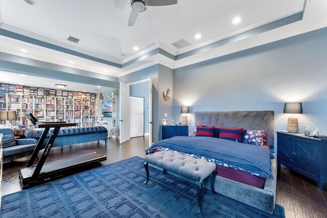 Building Photo - 9173 Delemar Ct