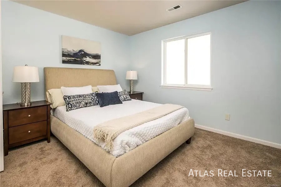 Building Photo - 324 S Yates St