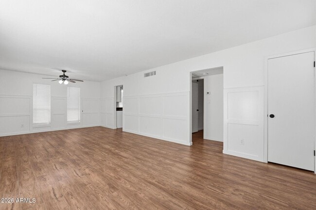 Building Photo - 231 N Robson